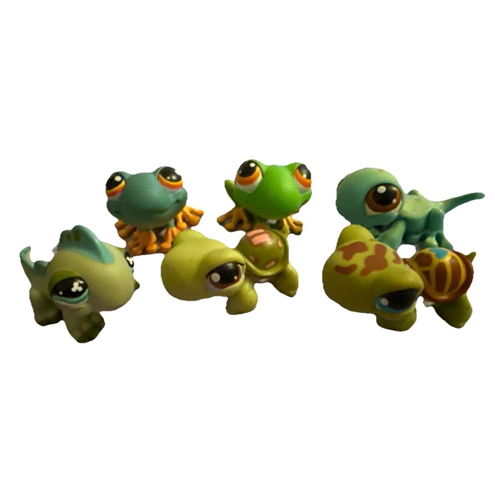 LPS Authentic Turtle #007 & 393 Frog #50 & 263 Gecko #111 Iguana #499
